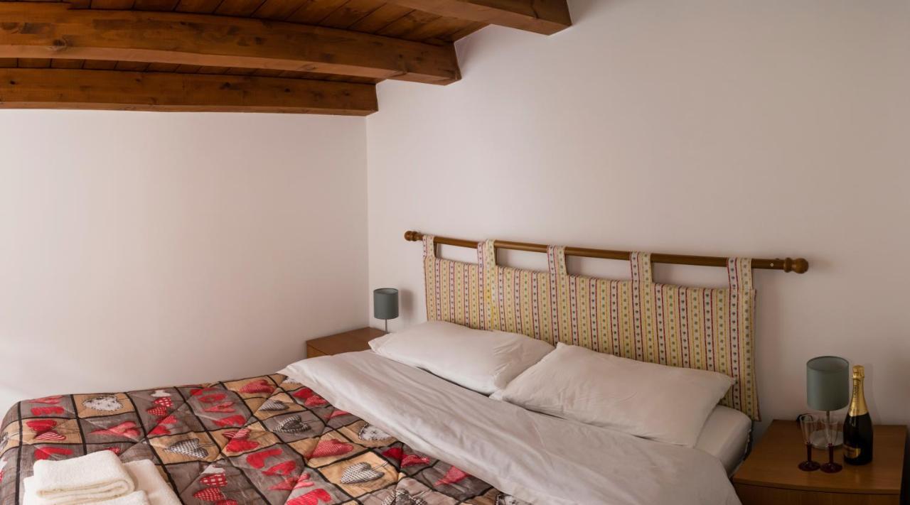 La Lanterna Casa Vacanze Lägenhet Noto Exteriör bild